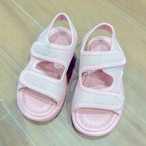 Girls’ pink sandals size 9.5